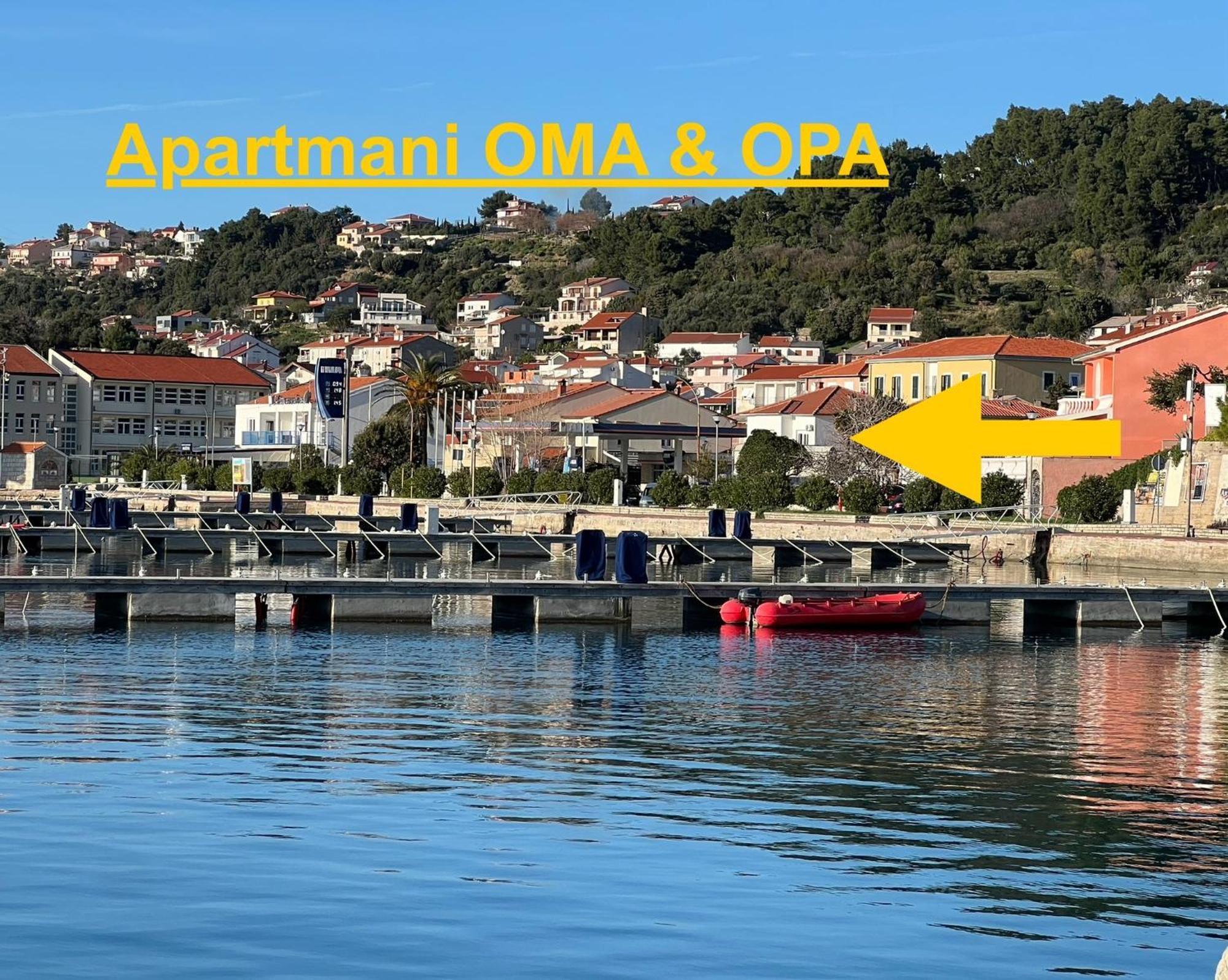 Apartaments Oma & Opa Banjol エクステリア 写真